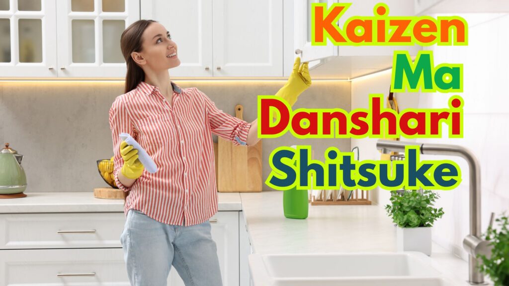 Mujer aplicando Kaizen como método japonés para organizar la casa.